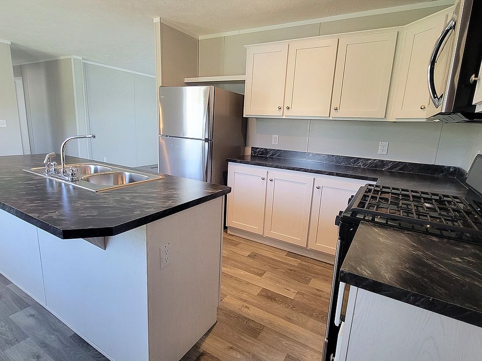1st image of 466 Montana St #466