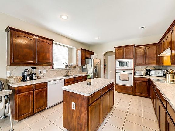 5th image of 8749 Shavano Dr