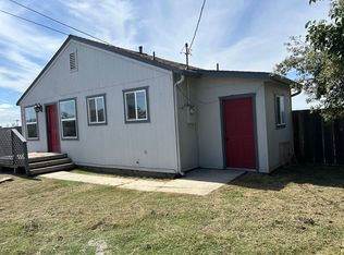 323 Addington Ln, Salinas, CA 93907