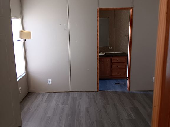 4th image of 53 Nina Dr