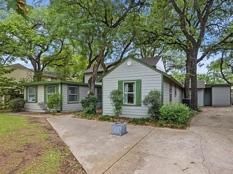 401 N Bailey Ave — Photo 31