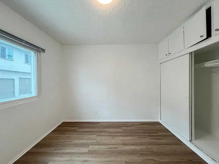 3315 W 104th St — Photo 15