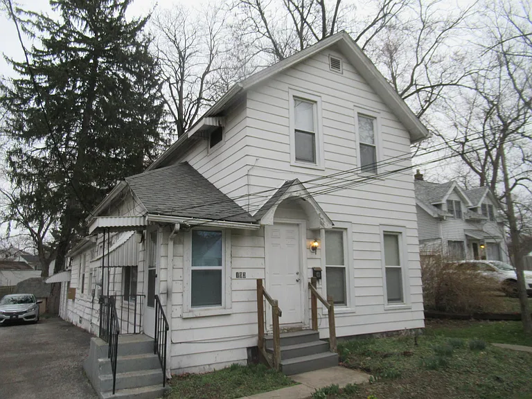 193 Columbus St #1 — Photo 7