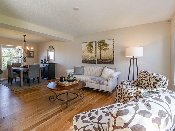 4th image of 4265 Meadowbrook Ln