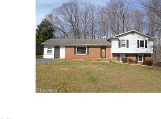 2161 Rougemount Ln, Kernersville, NC 27284