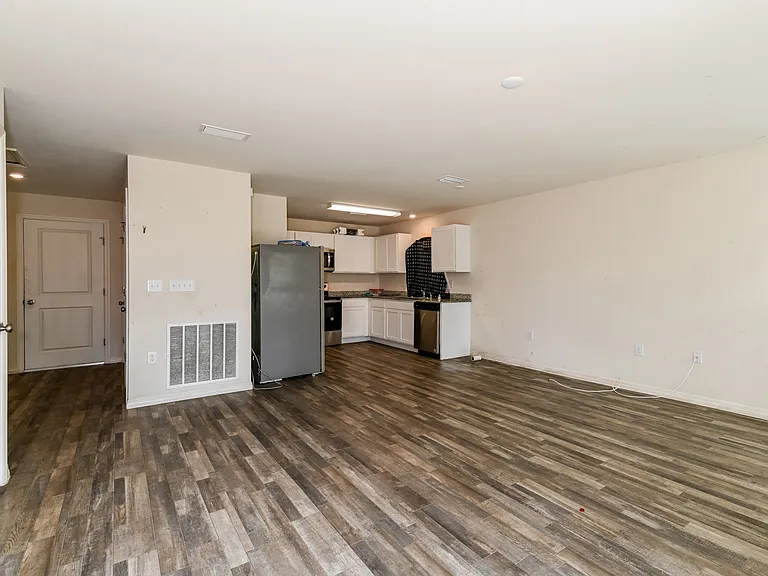 27329 Senator Dr — Photo 8