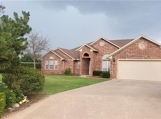 817 Jamestown Dr, Altus, OK 73521