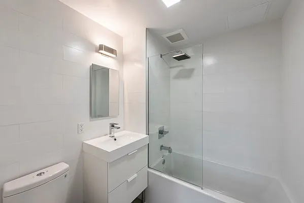 Rented by Nest Seekers International | media 14