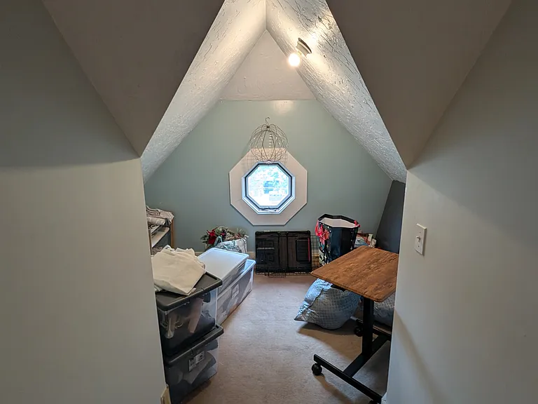 33 Thatcher St #A — Photo 15