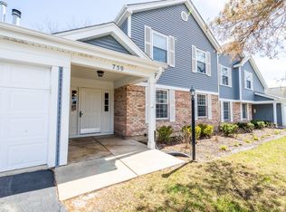 759 Sterling Ct APT B1, Bartlett, IL 60103