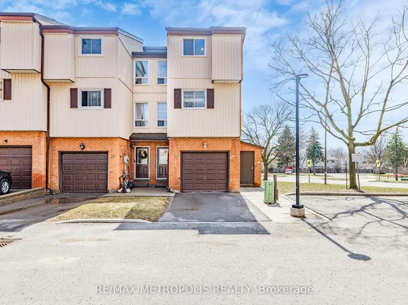 601 Galahad Dr #19, Oshawa, ON L1K 1L9