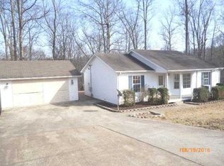 131 Oakwood Cir, Dickson, TN 37055