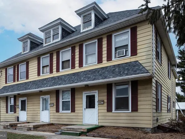 519 W Main St, Palmyra, PA 17078