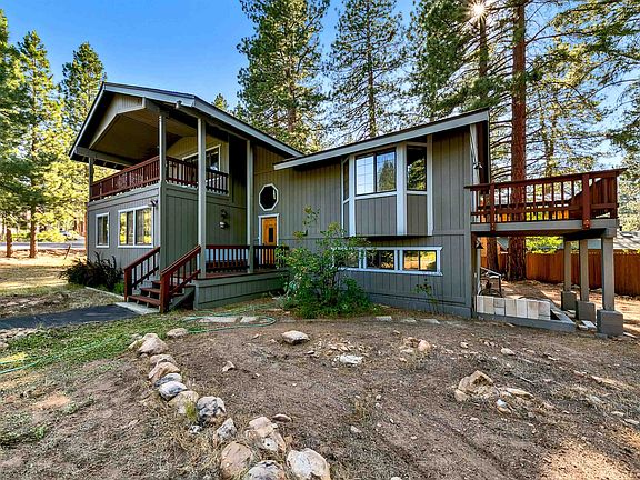 4th image of 10625 Royal Crest Dr