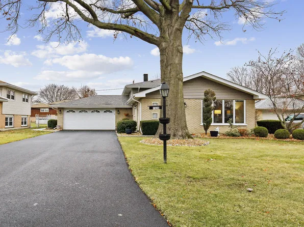 7536 Sholer Ave, Bridgeview, IL 60455