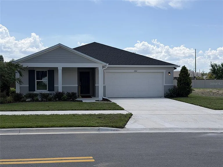 2602 Lola Ln — Photo 1