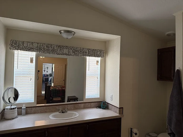 1320 N Fairgrounds Rd — Photo 13