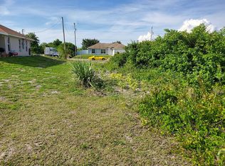 3811 28th St SW, Lehigh Acres, FL 33976