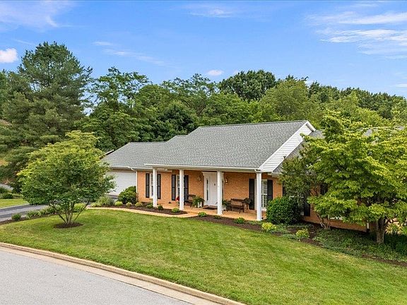 2nd image of 610 Woodmont Dr