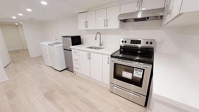 244 Boulton Ave - Lower — Photo 2