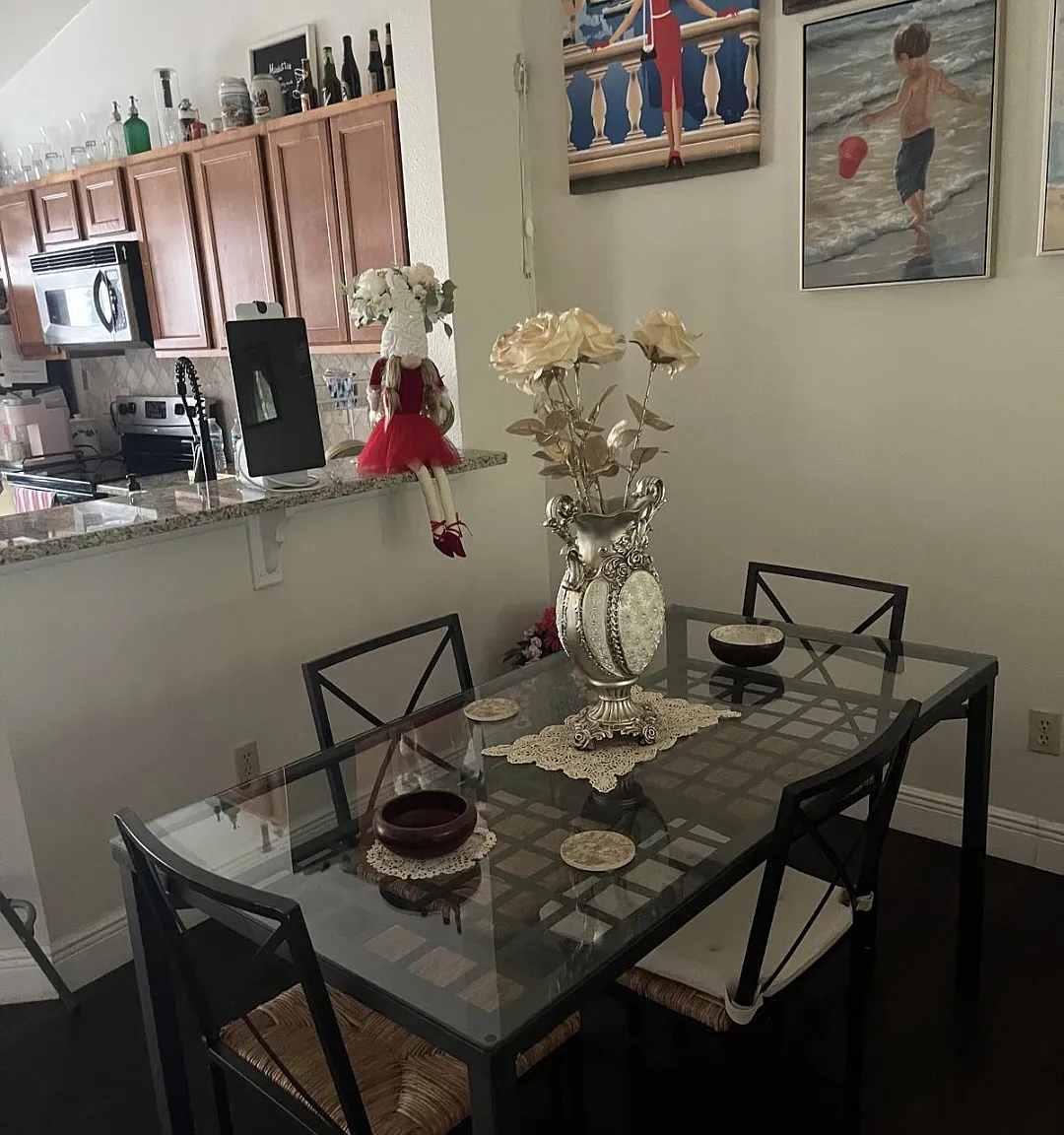 1 bed, 1000 sqft, $1,200 — Photo 4