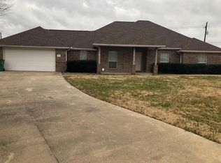 306 Packer Dr, Fate, TX 75189