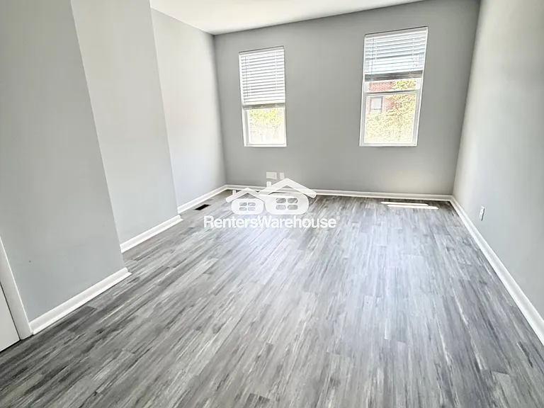 3706 Claremont Ave — Photo 15