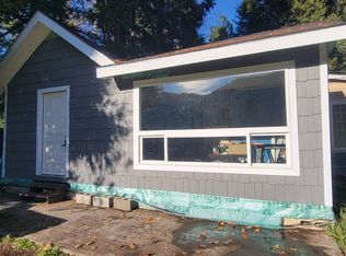 48115 Y Dr, Oakridge, OR 97463