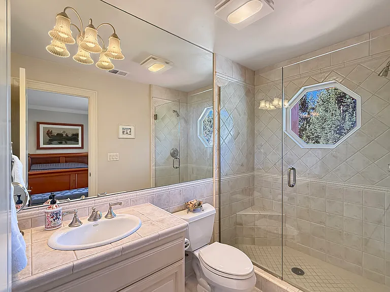 1526 Hillview Dr — Photo 27