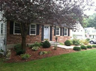 24 Higate Rd, Chelmsford, MA 01824