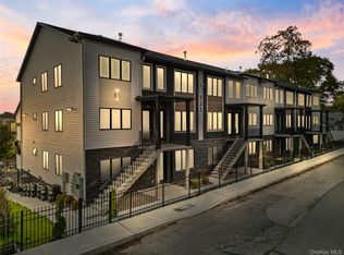 133 Lake St #203, Spring Valley, NY 10977