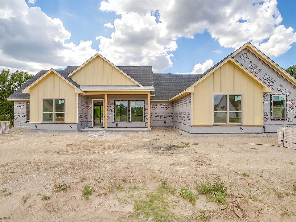 1st image of 247 Jimmy Ln