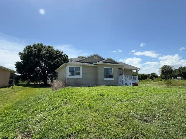 824 Frederick Reid St E, Lehigh Acres, FL 33974