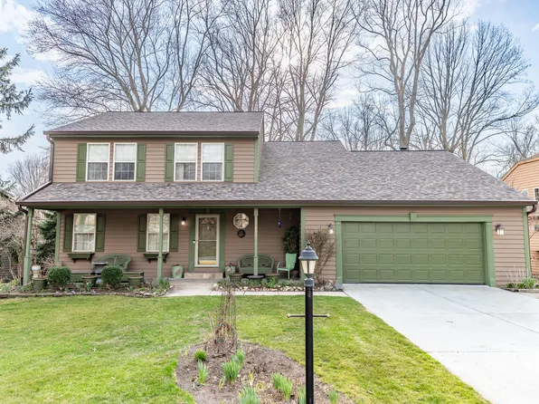 890 Quail Ridge Dr, Porter, IN 46304