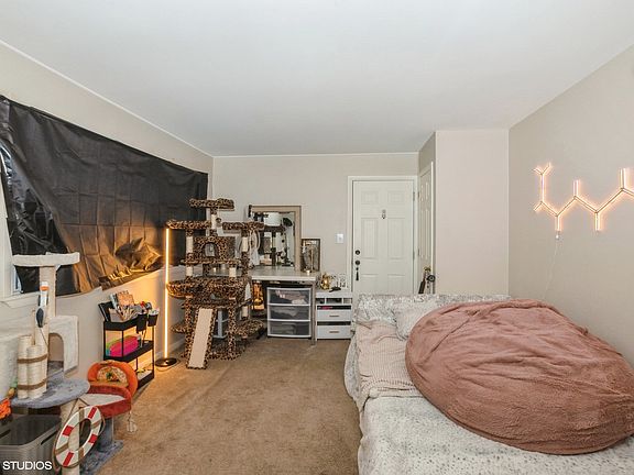 4th image of 10747 S Harlem Ave APT 1B