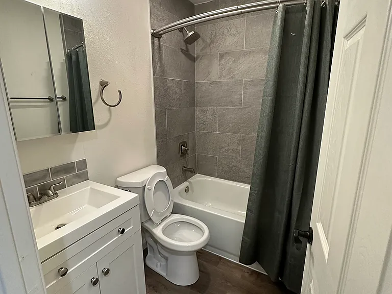 3074 Holly Dr — Photo 9