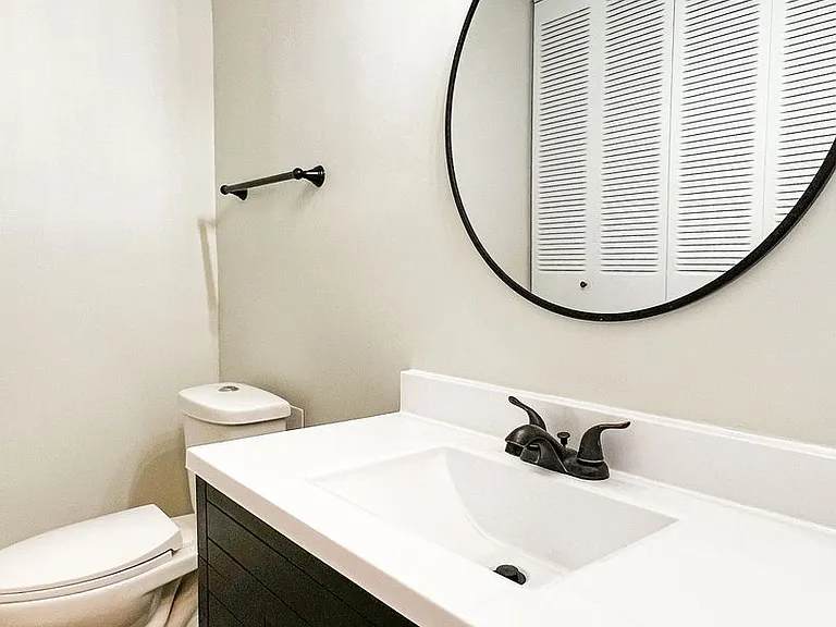 2800 Hillsboro Ave N #313 — Photo 12