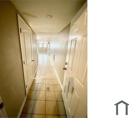 2nd image of 7821 S Lowe Ave #1L