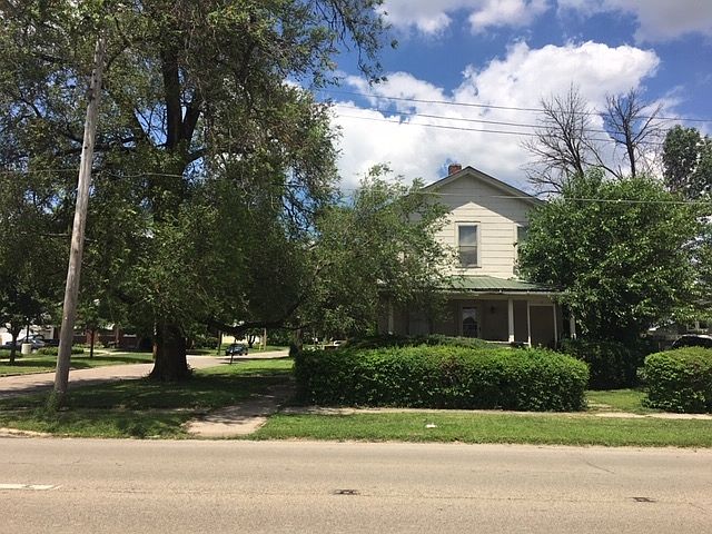 1st image of 300 Norris Dr