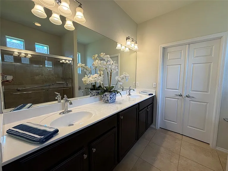 434 Armada Ln — Photo 16