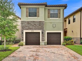 5716 NW 50th Ter, Tamarac, FL 33319