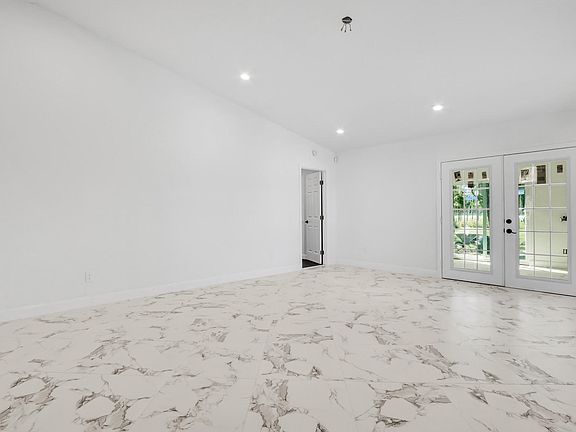 3rd image of 6810 NW Abadan St