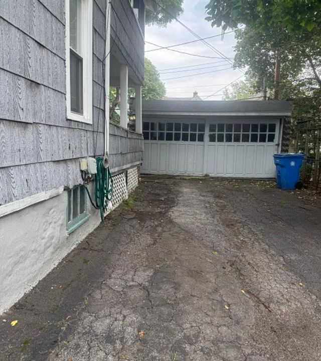 1st image of 12 Alvin Pl #2