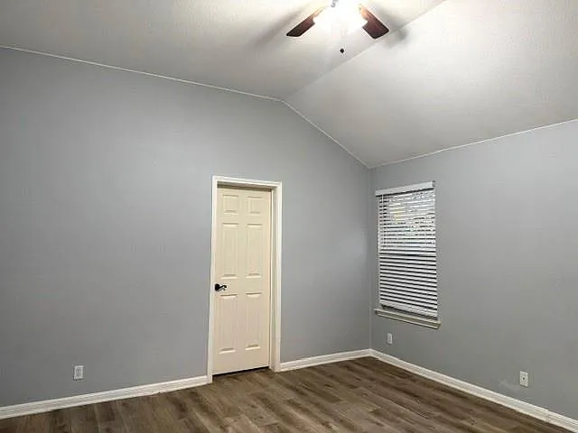 210 Fistral Dr — Photo 17