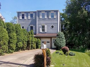 3446 Harbison St, Pittsburgh, PA 15212