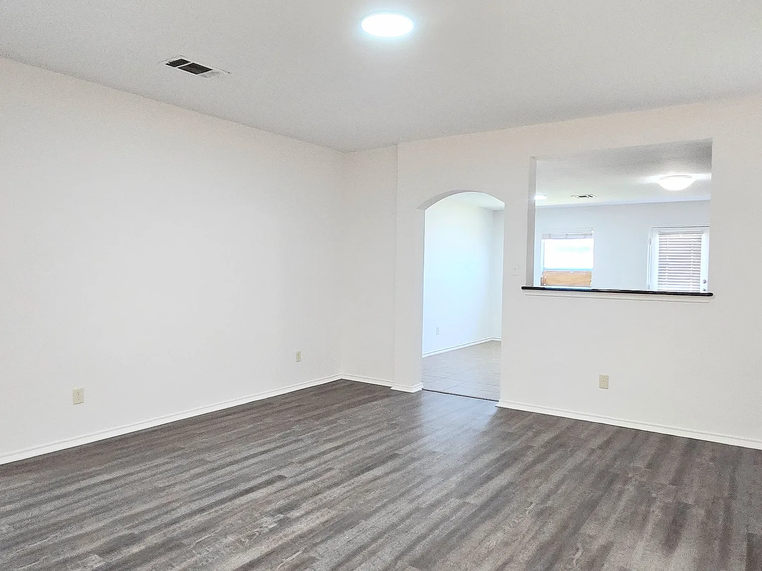 4 bed, 1645 sqft, $1,850 — Photo 3