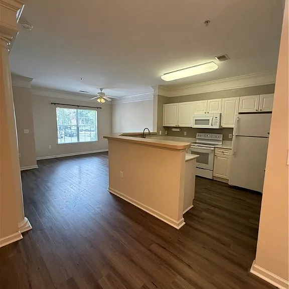 1313 Whitemarsh Way — Photo 7