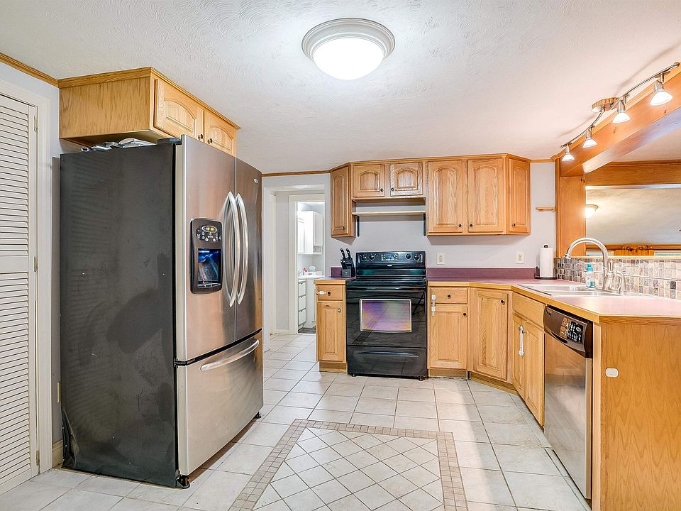 76 Tinker Road, Merrimack, NH 03054 Zillow