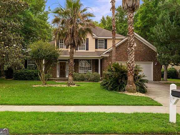 2nd image of 205 Meadowlark Cir