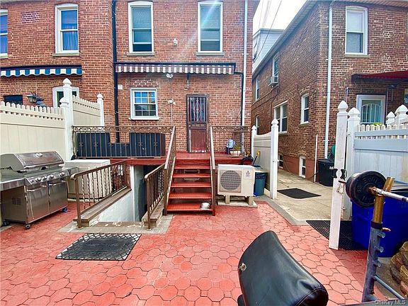 3rd image of 1390 E 49th St